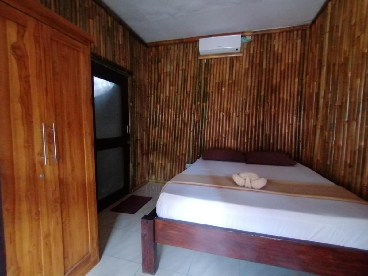 The Mally Homestay Gili Trawangan Room photo