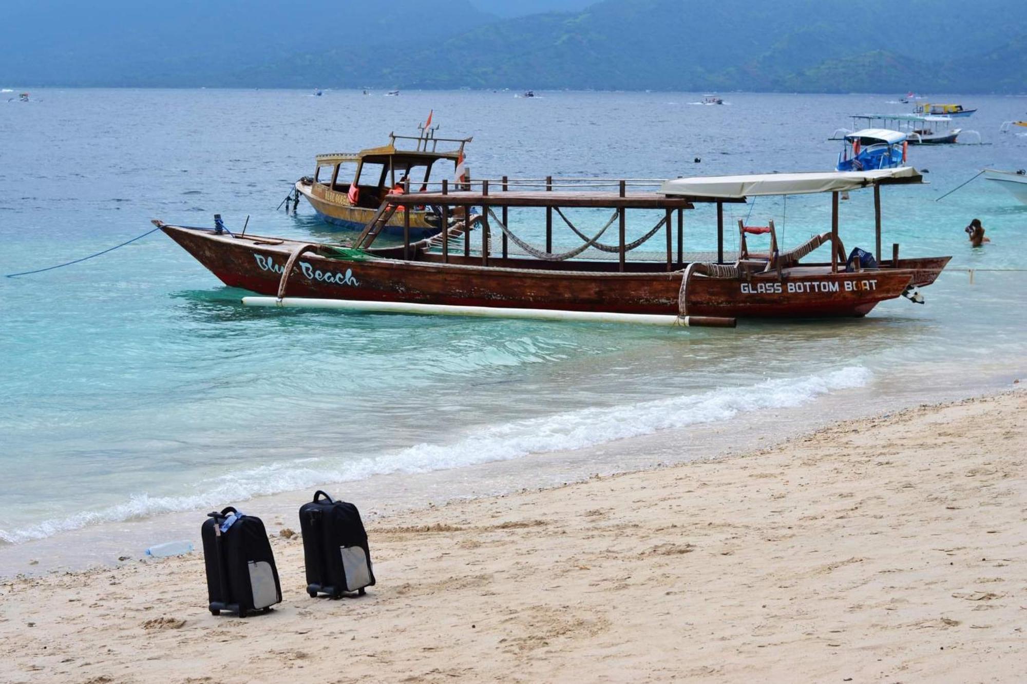 The Mally Homestay Gili Trawangan Exterior photo