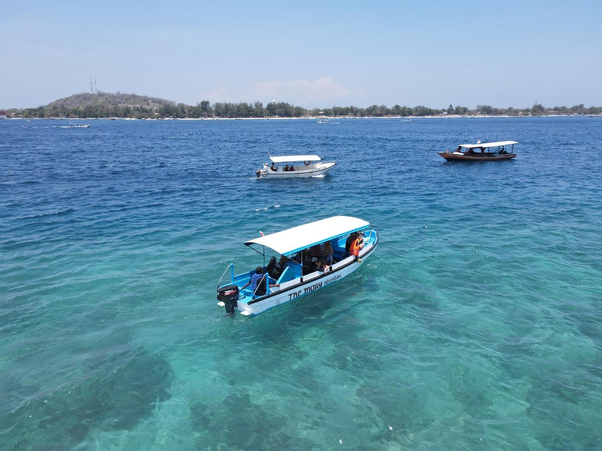 The Mally Homestay Gili Trawangan Exterior photo